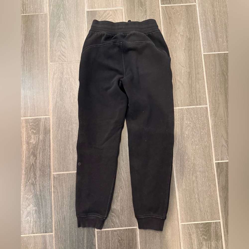 Black Lululemon Sweatpants